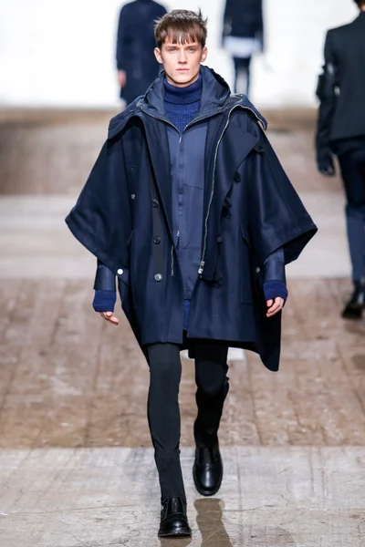 Look 8